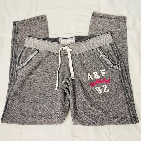 Abercrombie A&F 92 Logo Grey Sweatpants with Drawstring SM ** - Picture 2 of 8